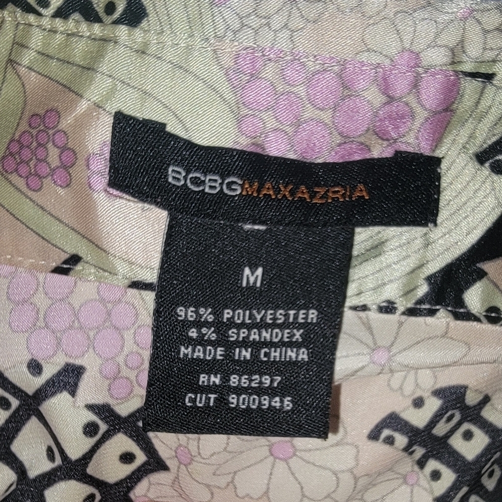 BCBGMAXAZRIA Statement Top – Size M – Soft, Stretchy & Stunning! ✨ - Picture 2 of 7
